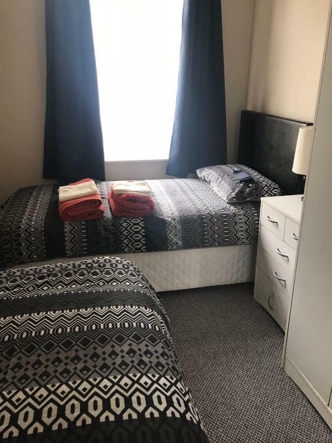 Newry City Centre Apartment Bagian luar foto